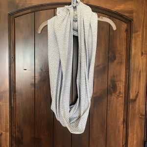 Lululemon vinyasa scarf